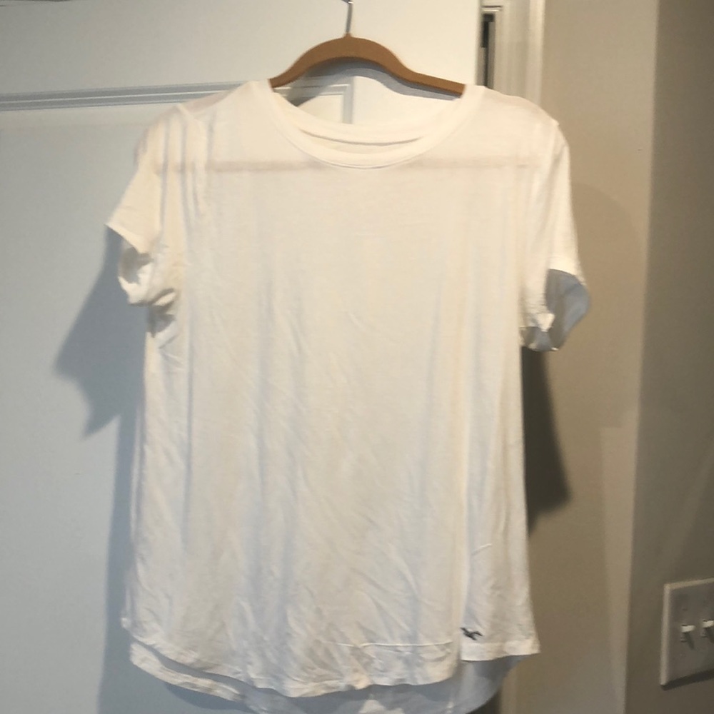 Hollister plan white soft tee